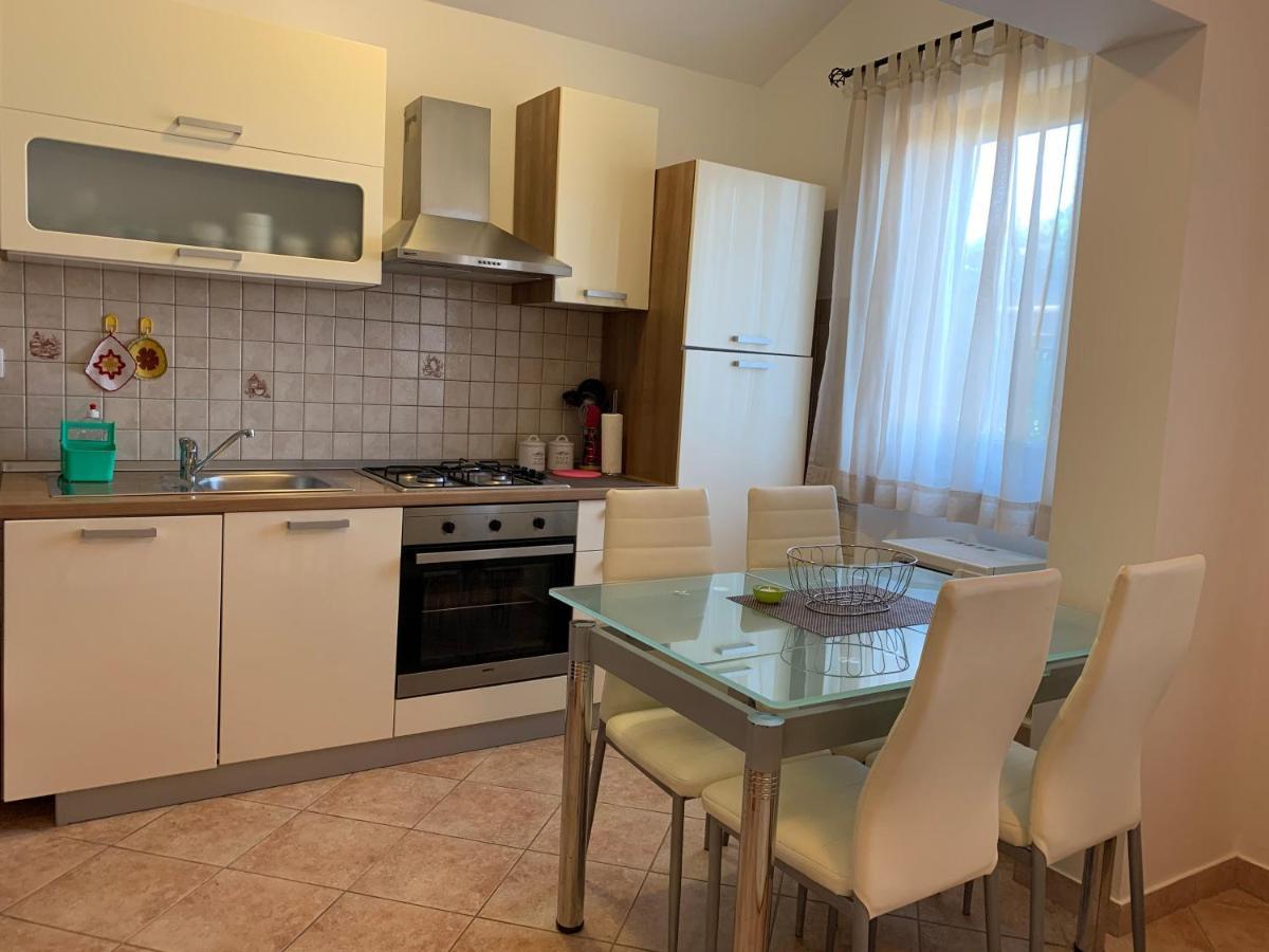 Apartments & Room Piutti Bale Exterior photo