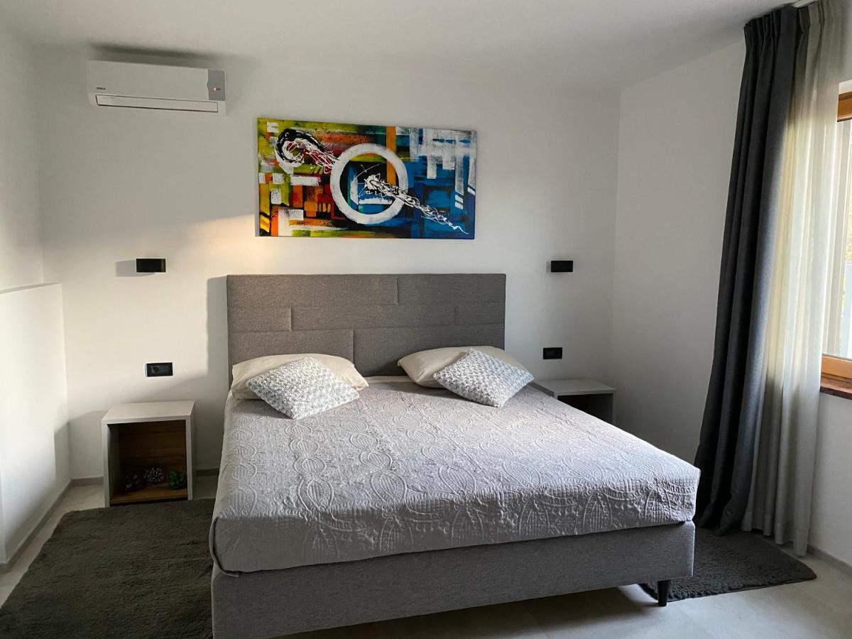 Apartments & Room Piutti Bale Exterior photo